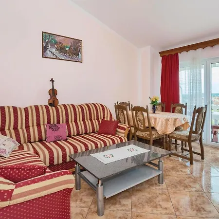 Apartment Pula 23 *