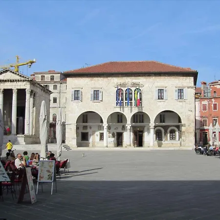 Apartment Pula 23 Nyaraló