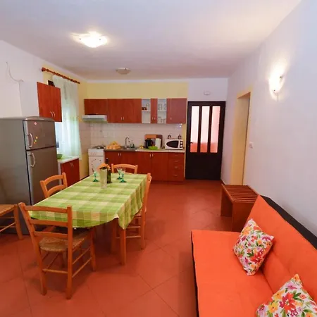 Apartment Pula 23 Vintijan
