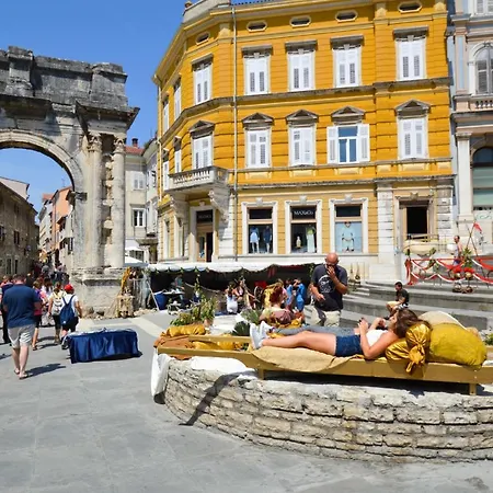 Apartment Pula 23 Vintijan